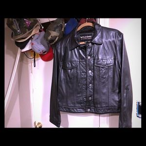 Black leather jacket Wilson size large great Xmas gift